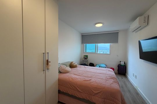 Suíte 1 de apartamento para alugar com 2 quartos, 77m² em Barra Olímpica, Rio de Janeiro