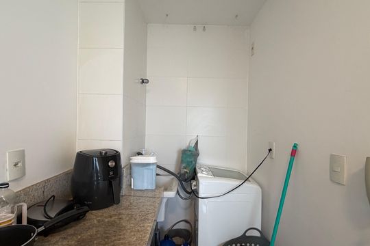 Área de serviço  de apartamento à venda com 2 quartos, 77m² em Barra Olímpica, Rio de Janeiro
