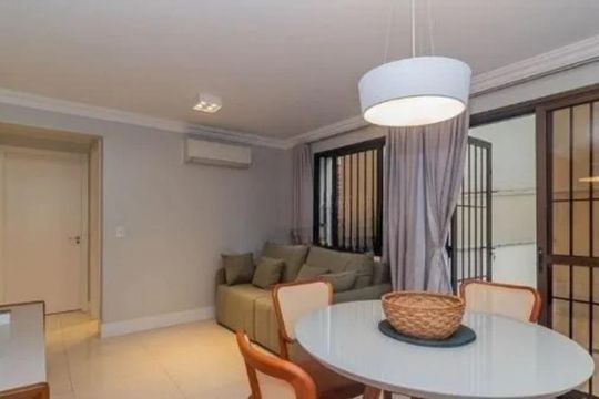 Sala de apartamento para alugar com 1 quarto, 61m² em Petrópolis, Porto Alegre