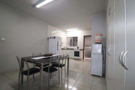 Cozinha de casa à venda com 3 quartos, 173m² em Utinga, Santo André