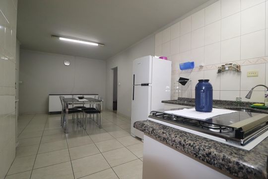 Cozinha de casa à venda com 3 quartos, 173m² em Utinga, Santo André