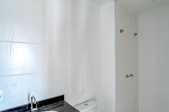 Banheiro de apartamento à venda com 2 quartos, 91m² em Vila Aricanduva, São Paulo