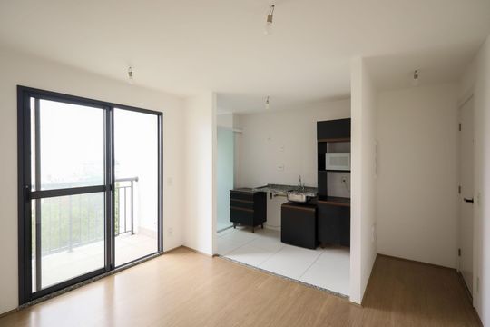 Apartamento para alugar com 2 quartos, 65m² em Campininha, São Paulo
