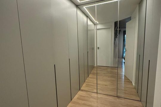 Closet de apartamento para alugar com 1 quarto, 97m² em Moema, São Paulo