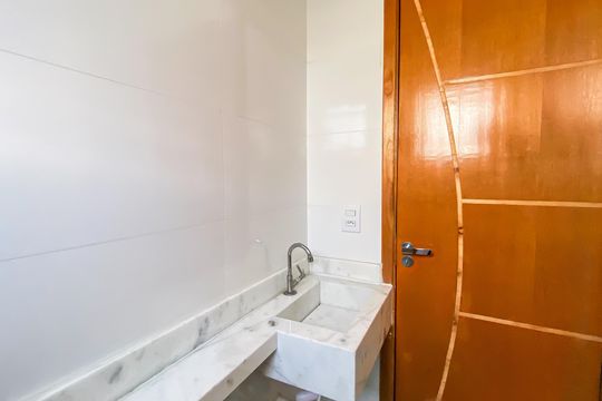 Banheiro  de apartamento para alugar com 2 quartos, 55m² em Jardim Nordeste, São Paulo