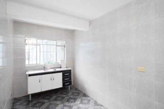 Cozinha  de casa para alugar com 2 quartos, 80m² em Jardim Brasil (zona Norte), São Paulo