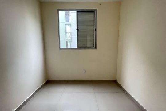 Quarto 1 de apartamento à venda com 2 quartos, 44m² em Parque Ipe, São Paulo