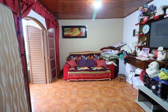 Sala de casa à venda com 5 quartos, 400m² em Veloso, Osasco