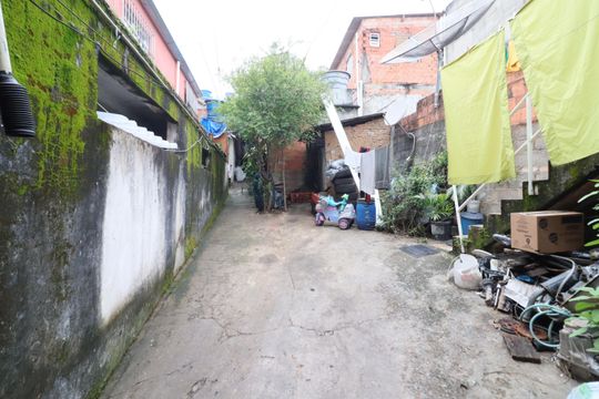 Garagem de casa à venda com 5 quartos, 400m² em Veloso, Osasco
