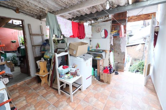 Área de Serviço de casa à venda com 5 quartos, 400m² em Veloso, Osasco