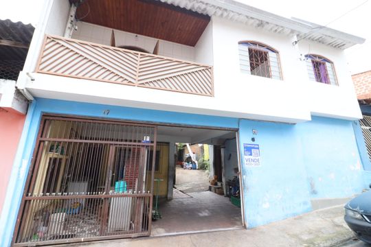 Fachada de casa à venda com 5 quartos, 400m² em Veloso, Osasco