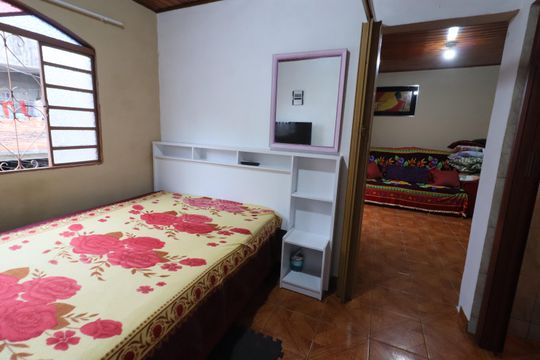 Quarto de casa à venda com 5 quartos, 400m² em Veloso, Osasco