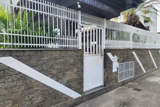 Fachada de apartamento para alugar com 2 quartos, 43m² em Boa Vista, São Gonçalo