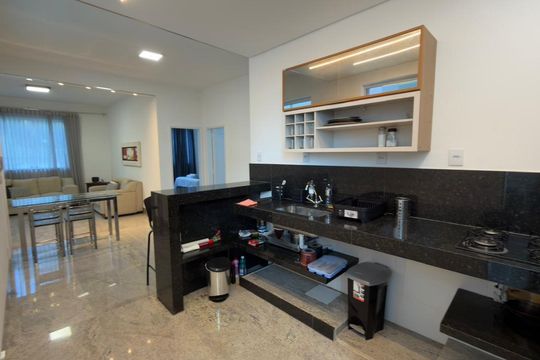 Cozinha de apartamento para alugar com 3 quartos, 90m² em Barroca, Belo Horizonte