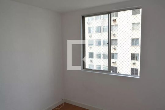 Apartamento à venda com 2 quartos, 65m² em Taquara, Rio de Janeiro
