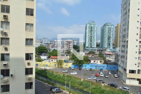 Apartamento à venda com 2 quartos, 65m² em Taquara, Rio de Janeiro
