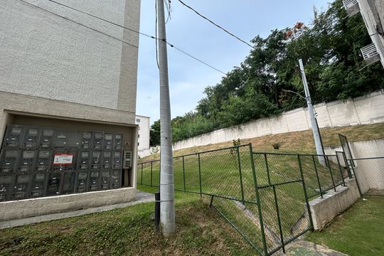Vista do Quarto 1 de apartamento para alugar com 2 quartos, 40m² em Madureira, Rio de Janeiro