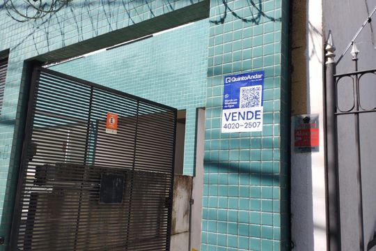 placa instalada TIKP-214 de apartamento à venda com 2 quartos, 55m² em Serra, Belo Horizonte