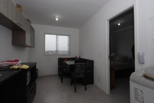Sala de apartamento para alugar com 1 quarto, 25m² em Cidade Satelite Santa Barbara, São Paulo