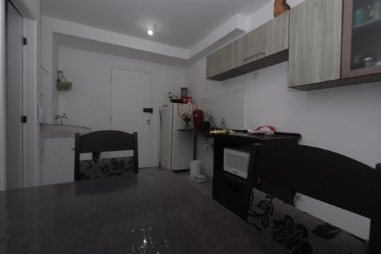 Sala de apartamento para alugar com 1 quarto, 25m² em Cidade Satelite Santa Barbara, São Paulo