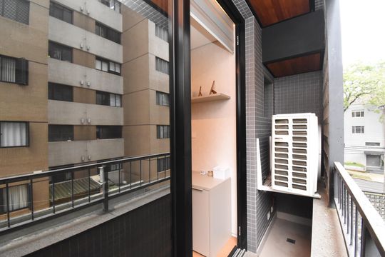 Varanda Quarto 2 de apartamento à venda com 2 quartos, 120m² em Bigorrilho, Curitiba