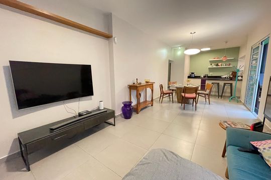 Sala de casa para alugar com 4 quartos, 220m² em Vila Pirajussara, São Paulo