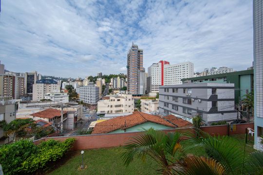 VISTA de apartamento para alugar com 1 quarto, 55m² em Coracao de Jesus, Belo Horizonte