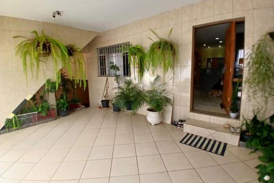 Casa à venda com 3 quartos, 232m² em Vila Santa Catarina, São Paulo