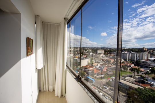 Apartamento à venda com 3 quartos, 97m² em Boa Vista, Curitiba