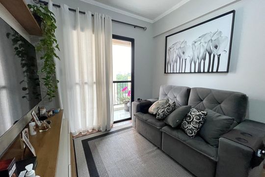 Sala de apartamento à venda com 3 quartos, 74m² em Vila Indiana, São Paulo