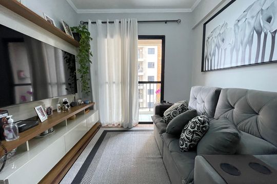 Sala de apartamento à venda com 3 quartos, 74m² em Vila Indiana, São Paulo
