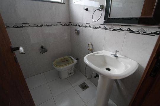 Lavabo de apartamento à venda com 3 quartos, 221m² em Freguesia (jacarepaguá), Rio de Janeiro