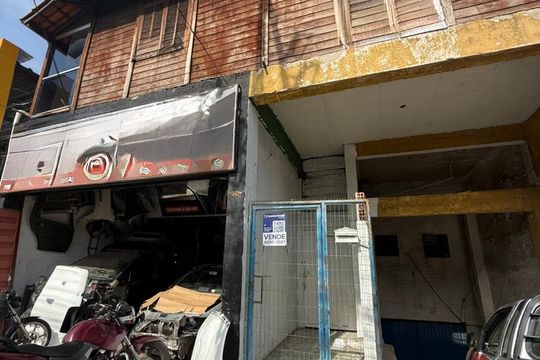 Fachada de casa à venda com 2 quartos, 120m² em Ressaca, Contagem