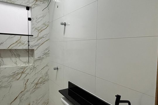 Banheiro da Suíte de casa à venda com 2 quartos, 74m² em Vila Curuçá, Santo André