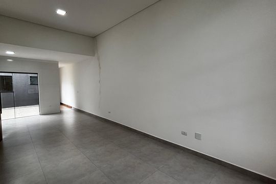 Casa à venda com 2 quartos, 74m² em Vila Curuçá, Santo André
