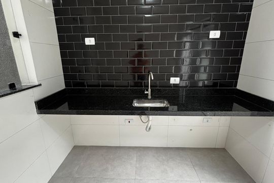 Sala - Cozinha de casa à venda com 2 quartos, 74m² em Vila Curuçá, Santo André