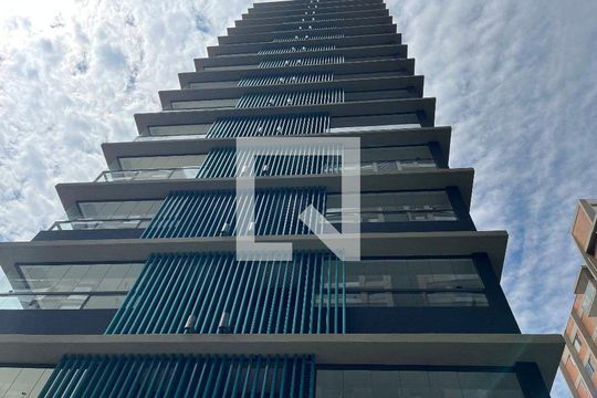 Fachada de apartamento à venda com 3 quartos, 190m² em Perdizes, São Paulo