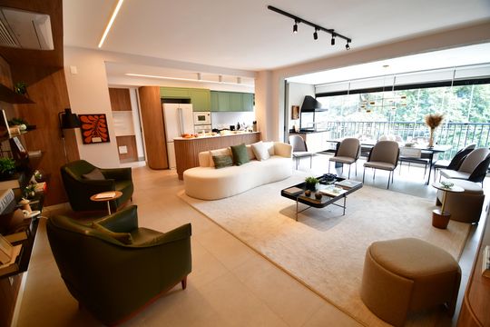 Apartamento à venda com 3 quartos, 139m² em Cambuí, Campinas