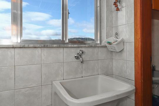 Área de Serviço de apartamento à venda com 2 quartos, 77m² em Bom Jesus, Porto Alegre