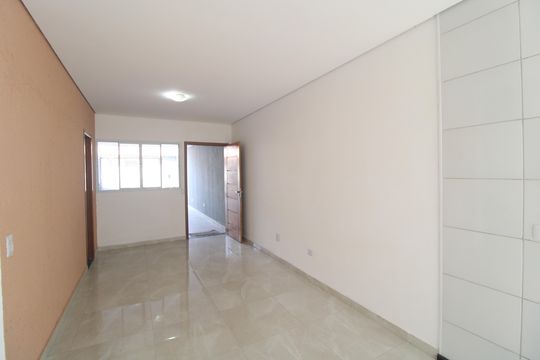 Casa à venda com 3 quartos, 86m² em Campo Grande, São Paulo