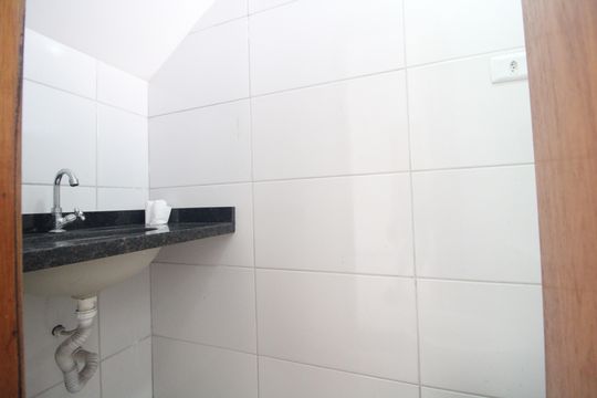 Lavabo de casa à venda com 3 quartos, 86m² em Campo Grande, São Paulo