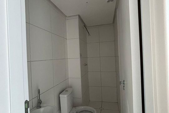 Banheiro de apartamento para alugar com 2 quartos, 36m² em Jardim São Luís, São Paulo