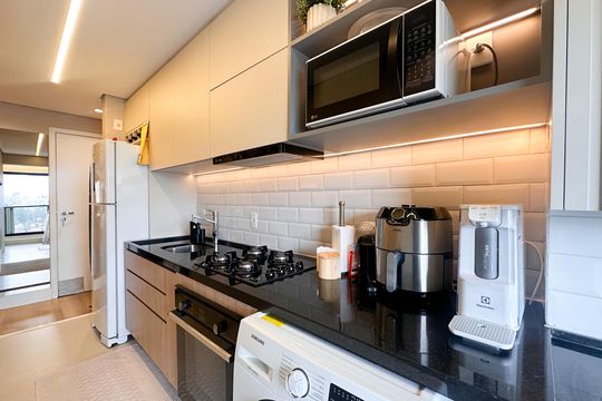 Cozinha de apartamento à venda com 2 quartos, 52m² em Jardim do Mar, São Bernardo do Campo