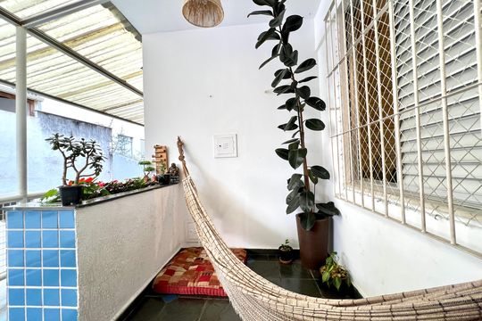 Hall de entrada de casa de condomínio à venda com 2 quartos, 78m² em Castelo, Belo Horizonte