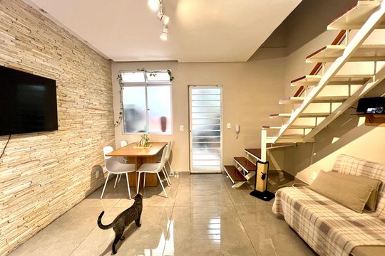 Sala de casa de condomínio à venda com 2 quartos, 78m² em Castelo, Belo Horizonte