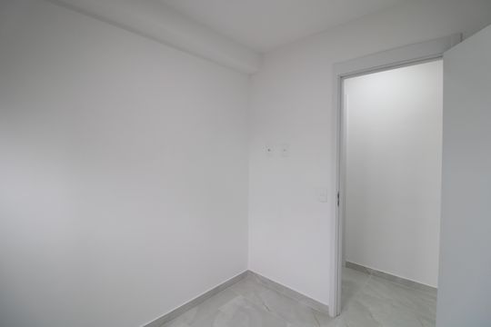 Quarto de apartamento para alugar com 2 quartos, 50m² em Vila Lisboa, São Paulo