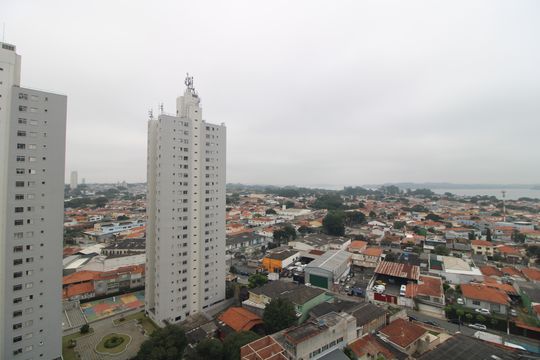 Vista da sacada de apartamento para alugar com 2 quartos, 50m² em Vila Lisboa, São Paulo