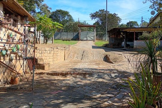 Área externa de casa à venda com 3 quartos, 3000m² em Vila Sao Jose, Várzea Paulista