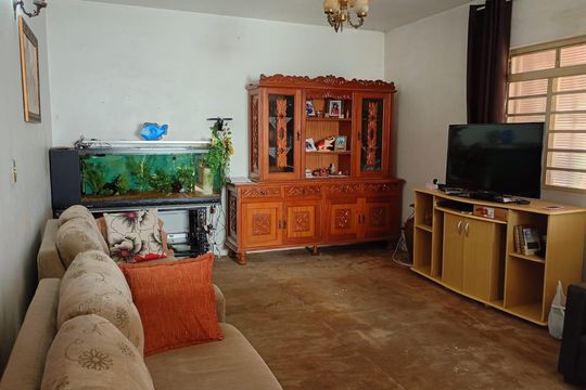 Casa à venda com 3 quartos, 3000m² em Vila Sao Jose, Várzea Paulista