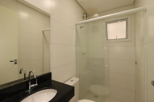 Banheiro de apartamento para alugar com 1 quarto, 26m² em Vila América, Santo André
